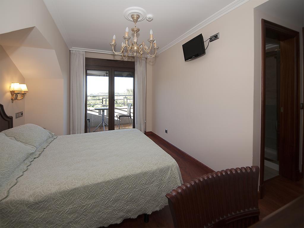 Pension Residencia A Cruzan (Adults Only) 诺阿拉 外观 照片