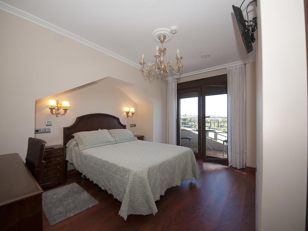 Pension Residencia A Cruzan (Adults Only) 诺阿拉 外观 照片