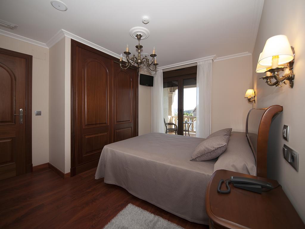 Pension Residencia A Cruzan (Adults Only) 诺阿拉 外观 照片