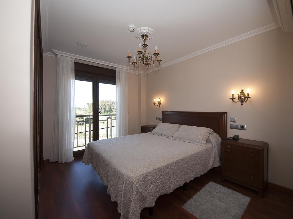Pension Residencia A Cruzan (Adults Only) 诺阿拉 外观 照片