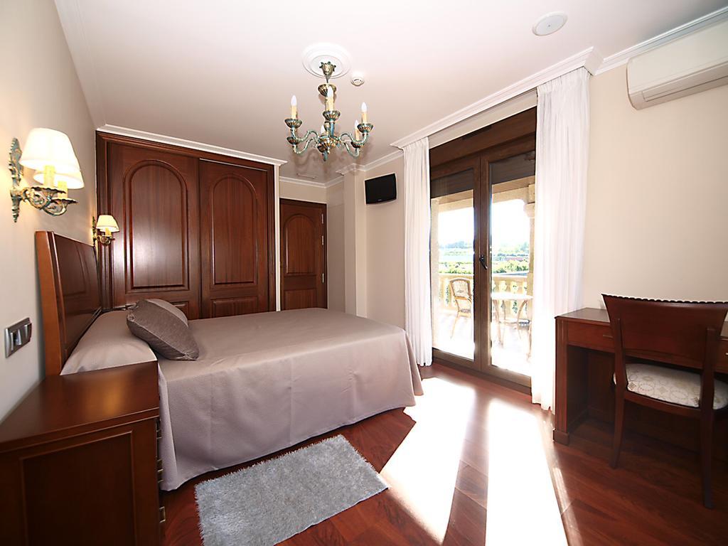 Pension Residencia A Cruzan (Adults Only) 诺阿拉 外观 照片