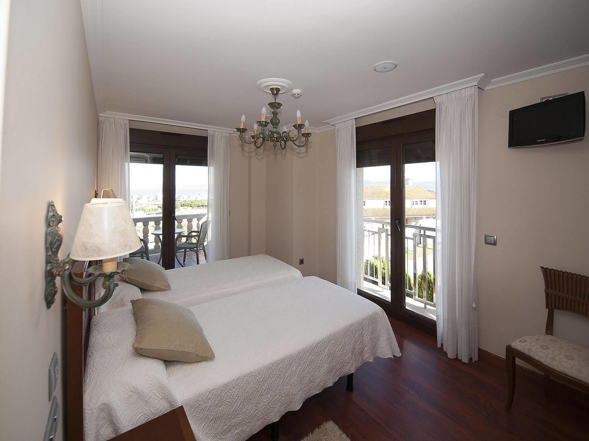 Pension Residencia A Cruzan (Adults Only) 诺阿拉 外观 照片